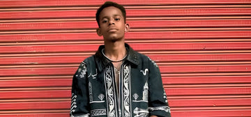 Seasonal T-Shirt Styling Ideas for Summer, Winter, and Layering - Movement Store