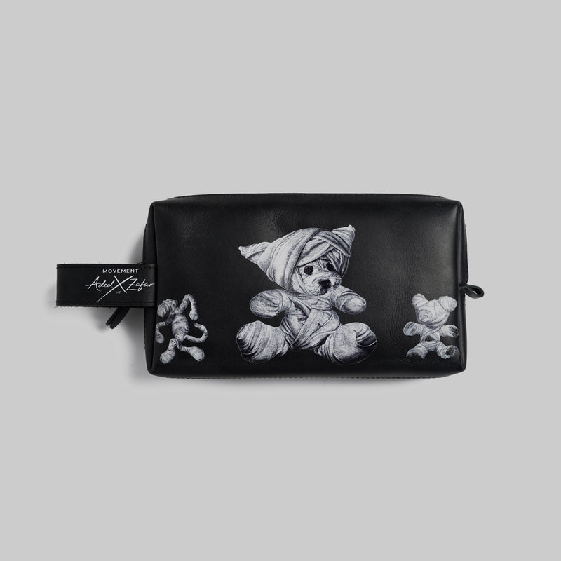 THE COLLECTIBLE LEATHER POUCH