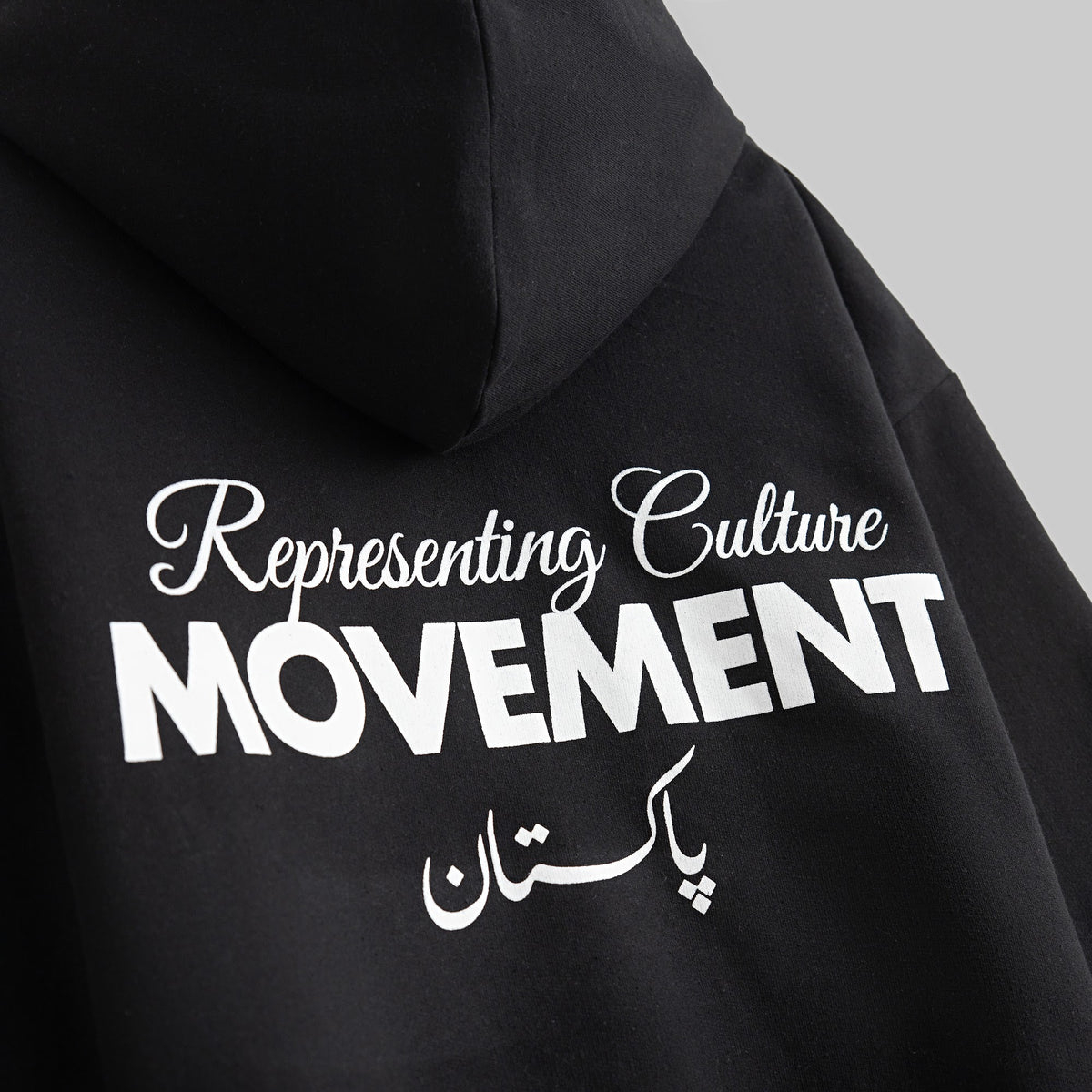 CORE ESSENTIAL HOODIE BLACK