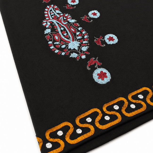 Paisley Heritage Tee - Movement Store