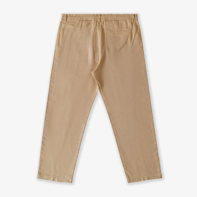 Still Form - Movement Store