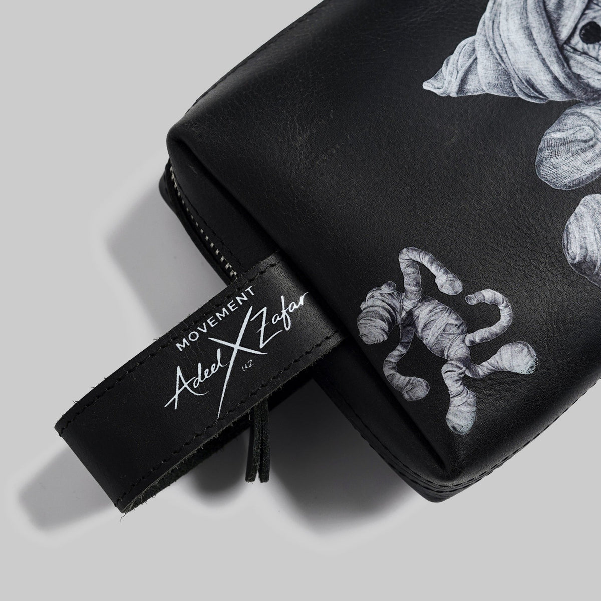 THE COLLECTIBLE LEATHER POUCH