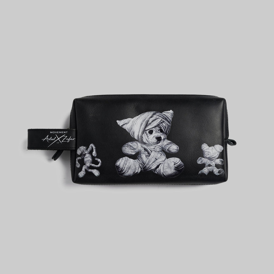 THE COLLECTIBLE LEATHER POUCH