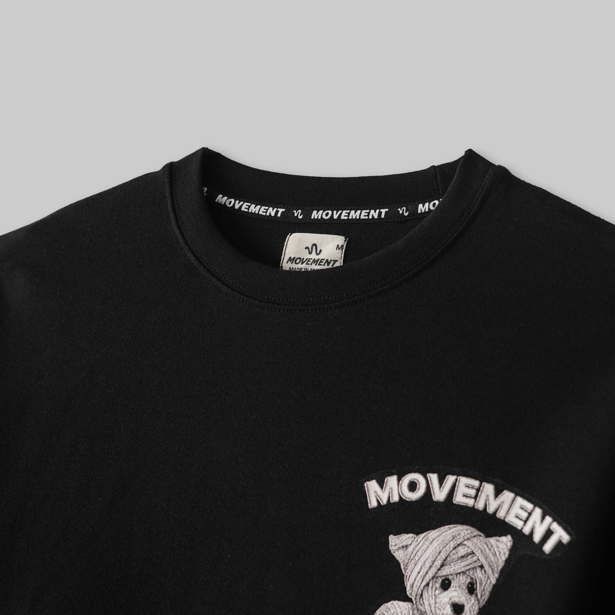 THE VEILED CORE SWEATSHIRT